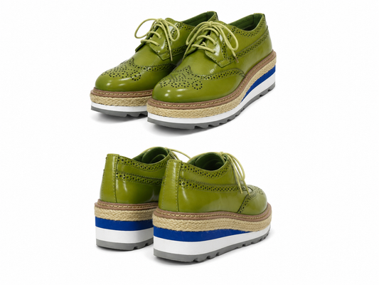 Bresley Green Brogue Style Shoe (Size 36)